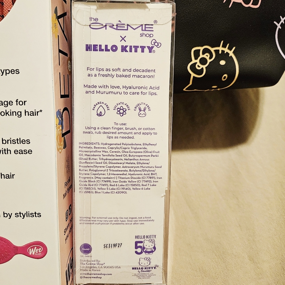 Hello Kitty Essentials Bundle - Picture 5 of 16